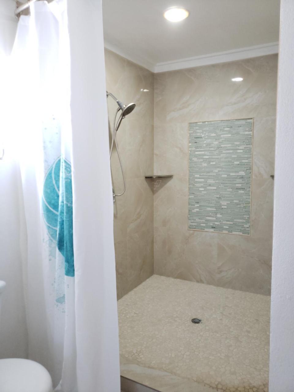 Ocean Mist Villa George Town Exterior photo